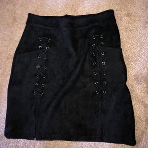 Black Skirt!!